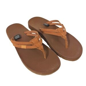 Chaco Lowdown Leather Flip Sandals Womens 9 Burnt Chestnut NWOT